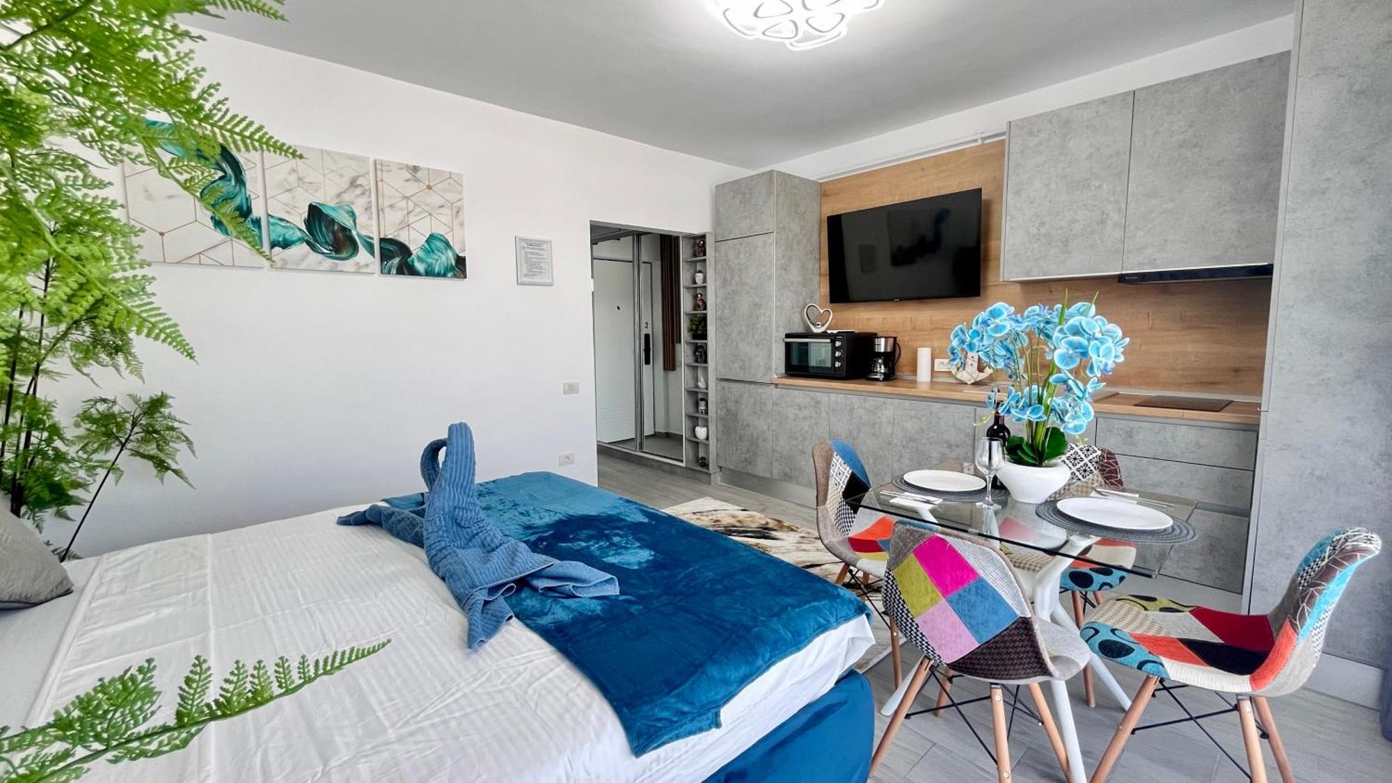 Cosmopolitan - Studio Pe Plaja Cu Vedere La Mare & Loc Parcare Gratis Năvodari Eksteriør billede